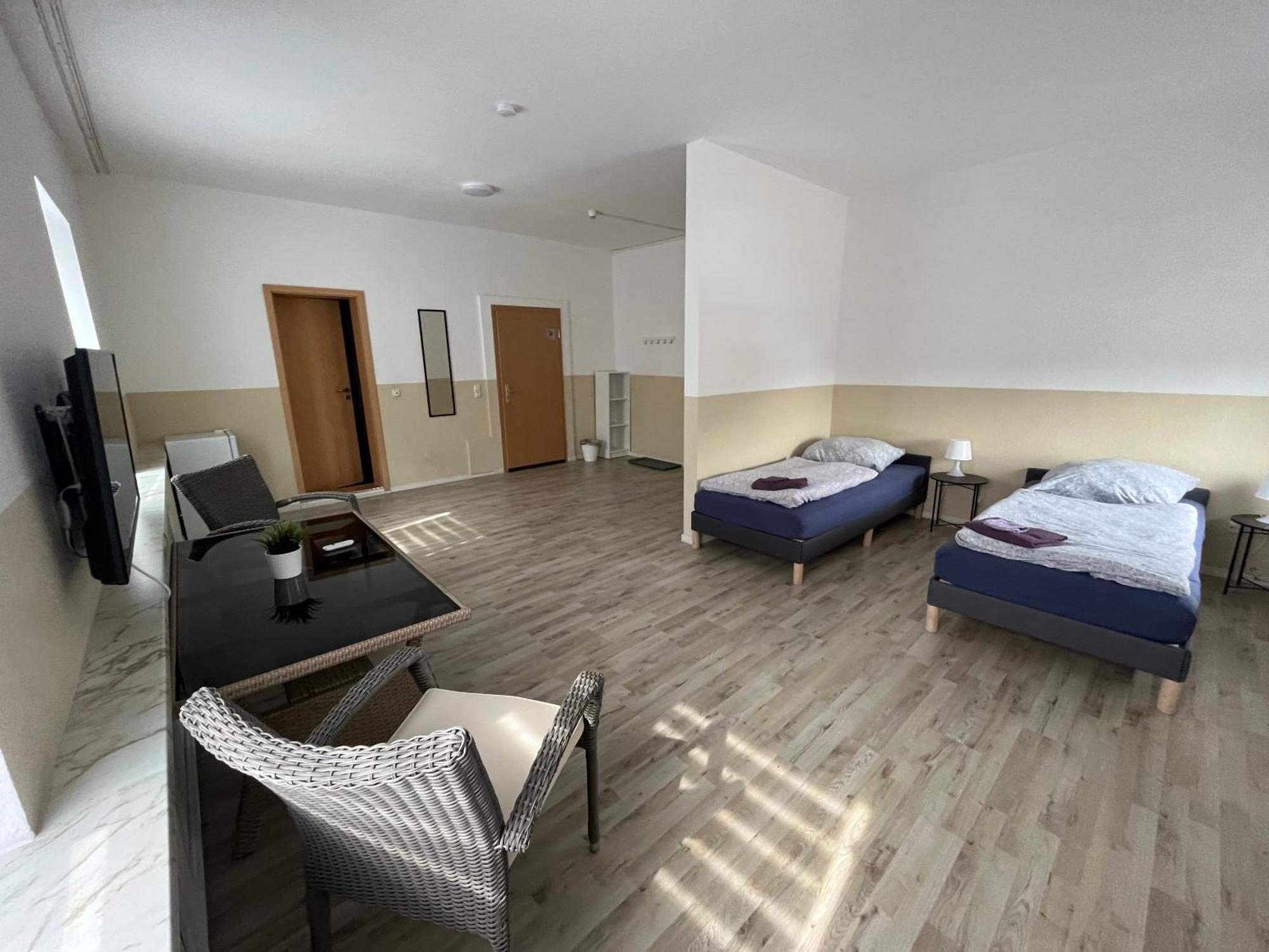 Doppelzimmer Mit Bad- Fernseher Meine Exterior foto